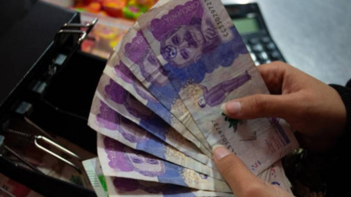 Destapan nuevo escándalo de corrupción por 'graves indicios de irregularidades' en recursos de regalías

DNP y Fiscalía identificaron 146 proyectos con irregularidades verificadas luego de visitas en campo.

Consulte más información en este enlace