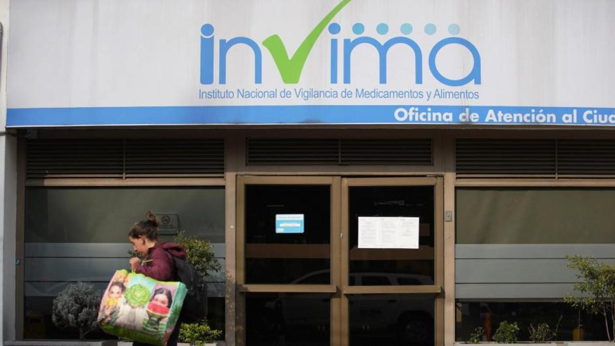 Invima alerta sobre comercialización de productos falsificados, entre ellos el bicarbonato de sodio y el naproxeno

La entidad alertó que desconocía la trazabilidad y el origen de las preparaciones, por ser de tipo magistral.

Detalles ⬇️
