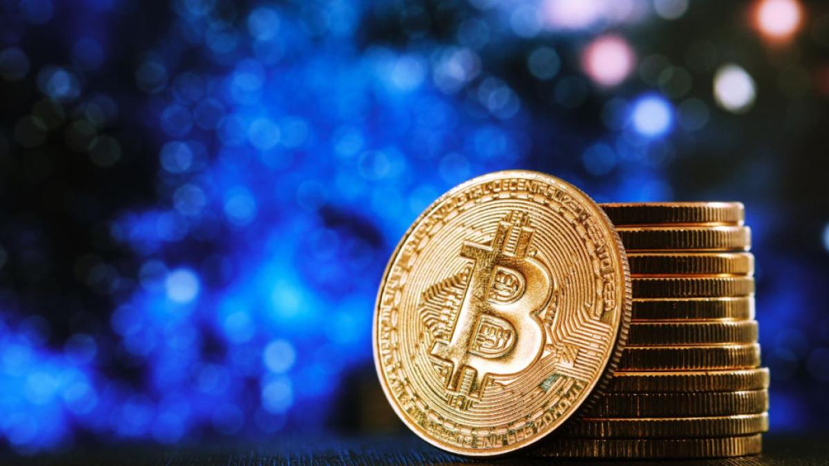 El hombre que perdió 950 millones en Bitcoin busca hacerse rico con su  criptomoneda