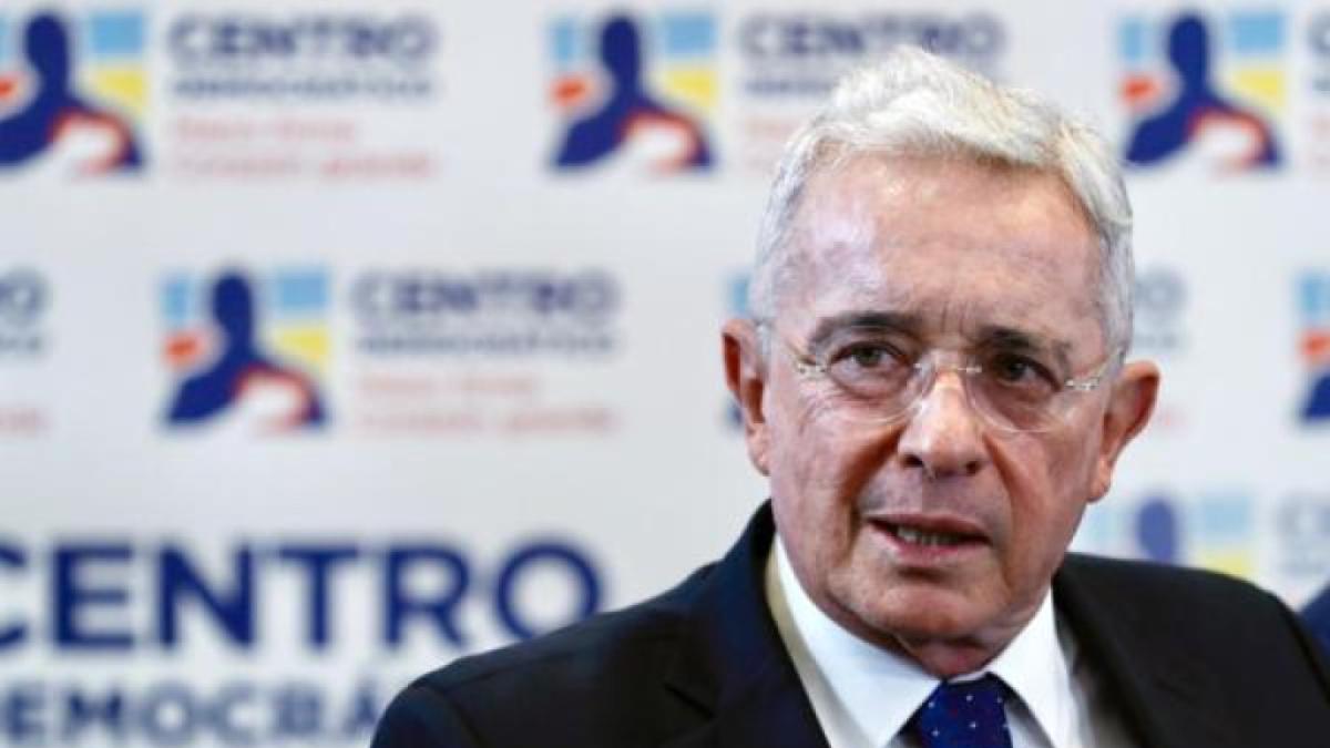 Former President Uribe Criticized De la Espriella and Said He Tried to Be a Candidate for the Democratic Center