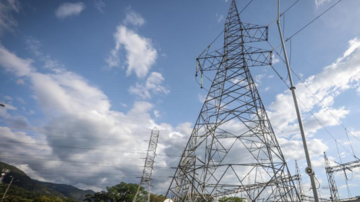 En 2024 Colombia recibió más de 300 millones de dólares por exportaciones de energía a Ecuador