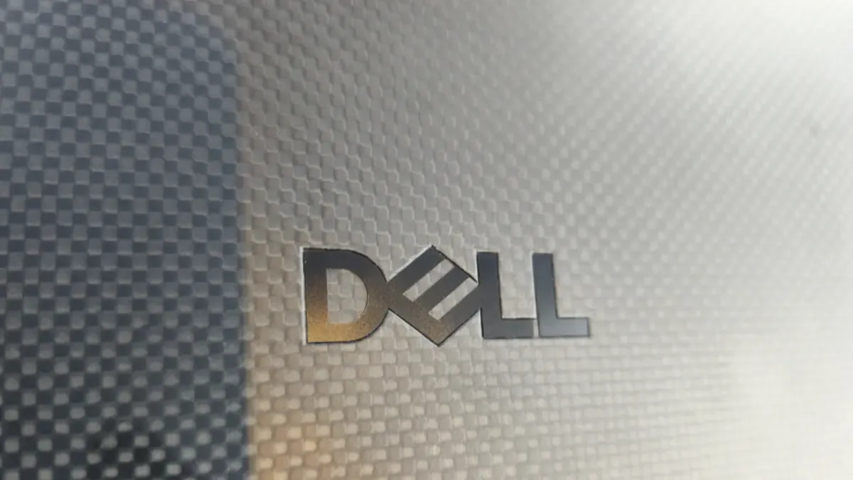 Cover image for Dell se dispara más de 30% en bolsa impulsada por la demanda de servidores para inteligencia artificial