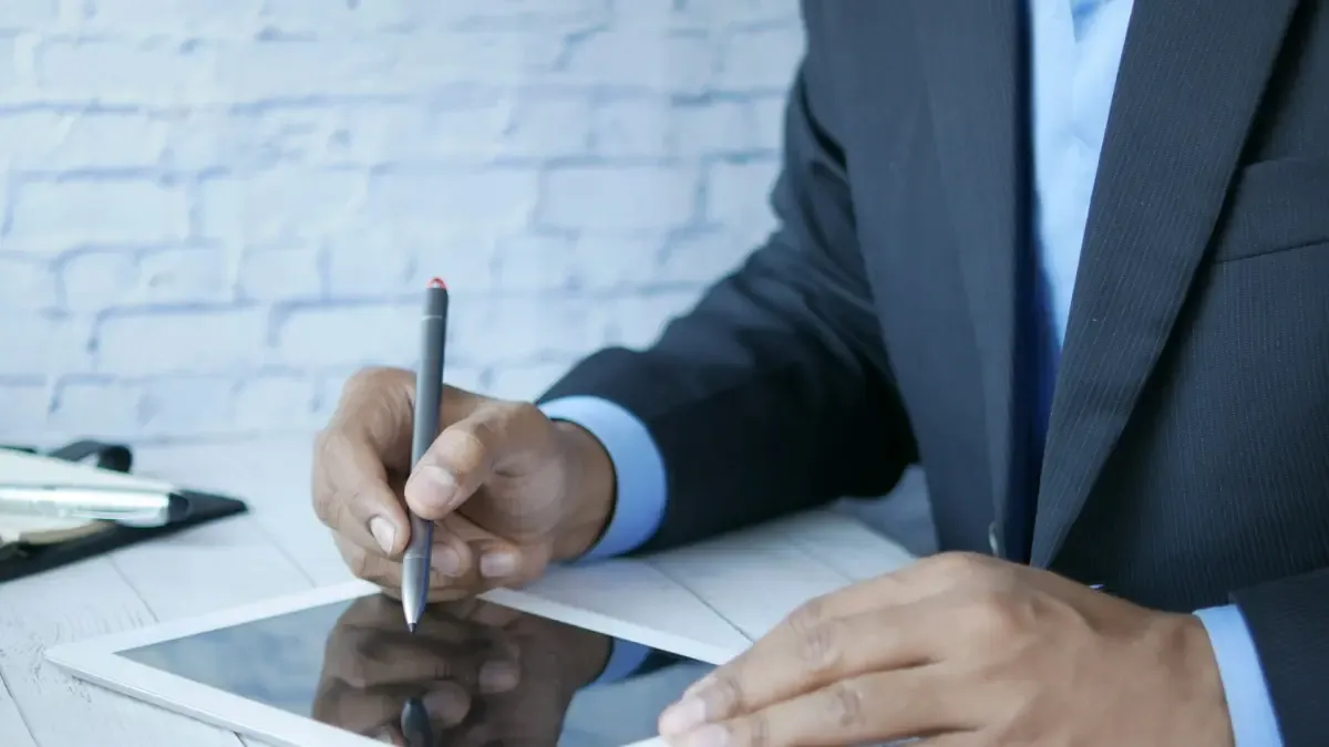 How to Avoid Fraud in Colombia: Mistakes Are Costing People Dearly