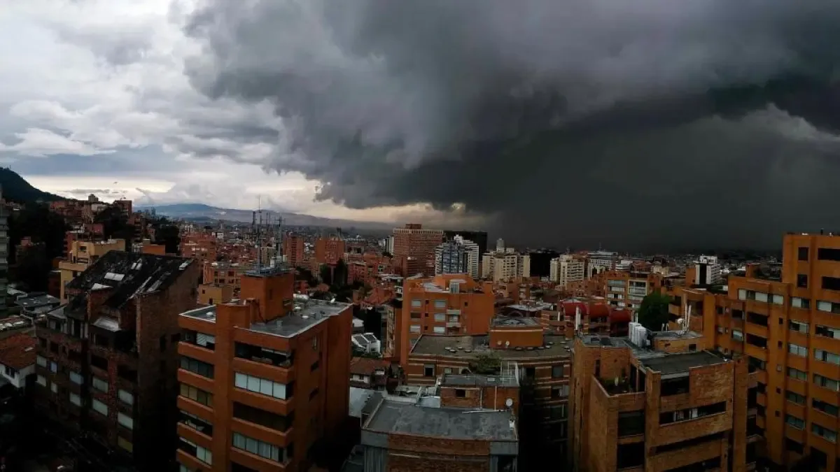 ¿Por qué está haciendo tanto frío en Bogotá en épocas históricamente secas? Esto explica el Ideam
