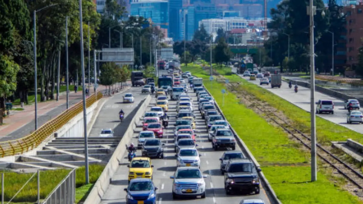 Sector automotor inició 2026 con su mejor desempeño desde 2015: matrículas nuevas crecieron 38,7%