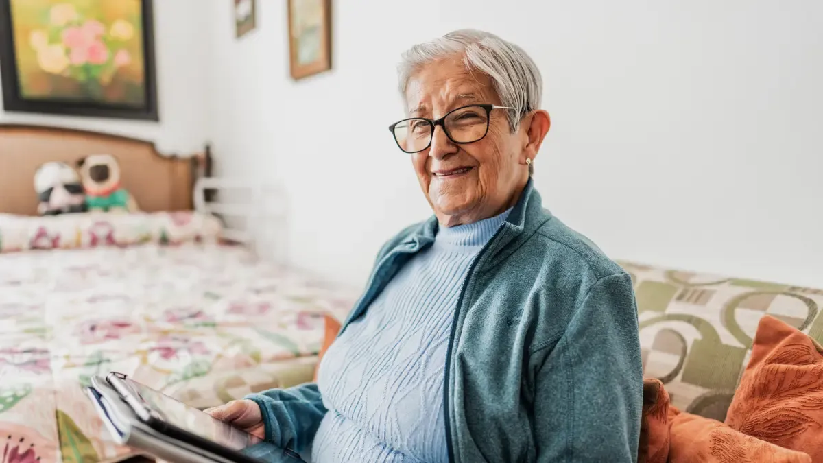 Over 60s: 5 Government Aids in Subsidies, Transport, and Economic Benefits