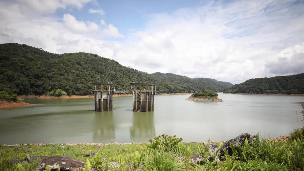 Due to reservoir levels, the Ministry of Mines and Energy asks power generators to lower energy prices