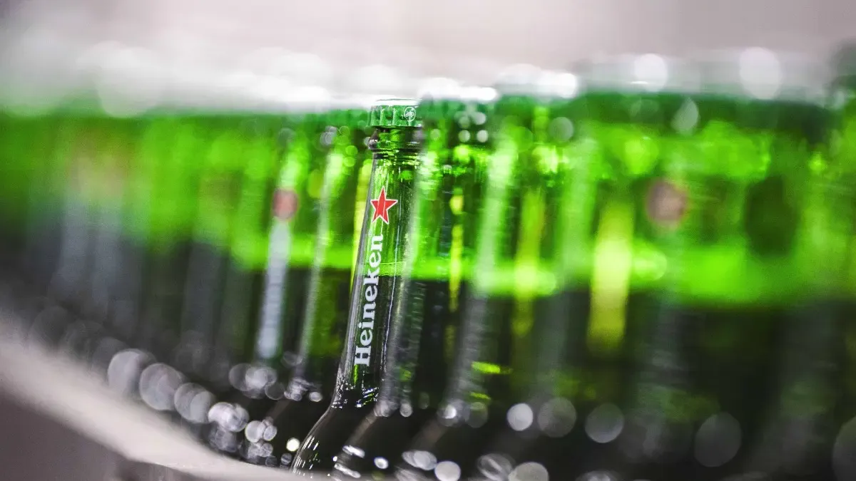 Heineken brewery announced the layoff of 6,000 employees amid market crisis