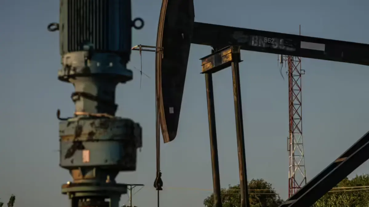 Texas Oil Reports 2.78% Rise Due to US-Iran Tension