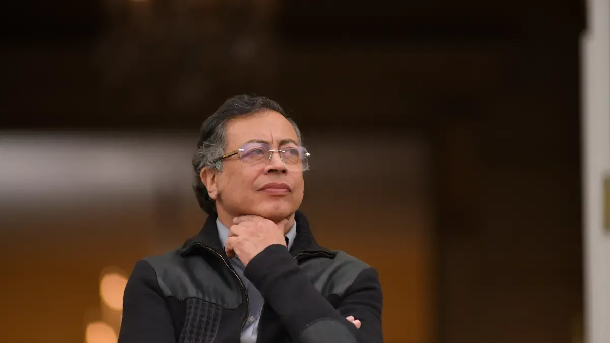 Petro lashes out at the Bank of the Republic's board and calls for an urgent interest rate cut