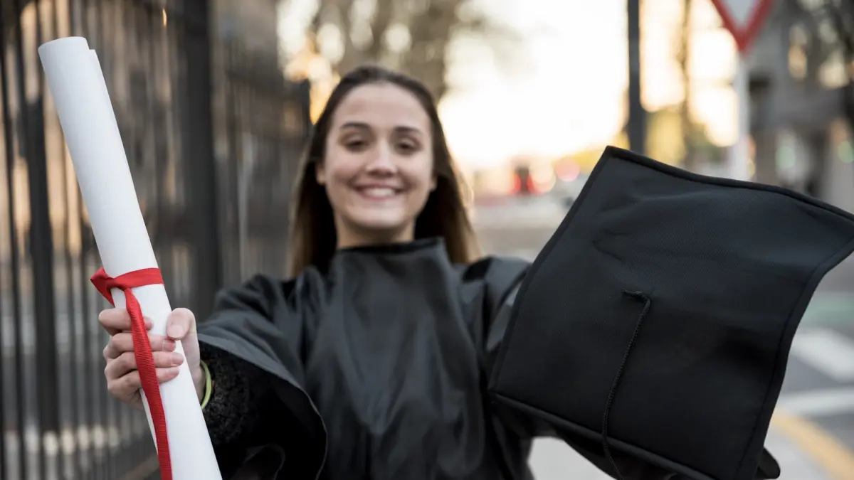 Icetex opens call for applications with 10 scholarships up to 60% for international master's degrees in Barcelona in 2026