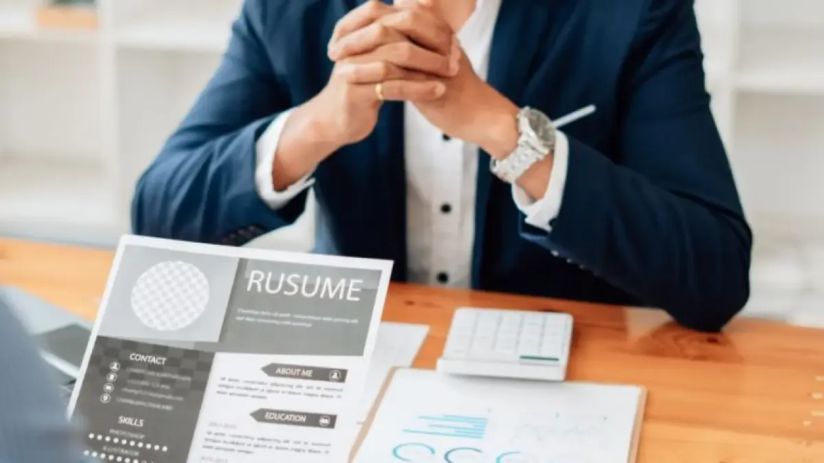 Qué se puede incluir como experiencia laboral en la hoja de vida: prácticas y trabajo autónomo