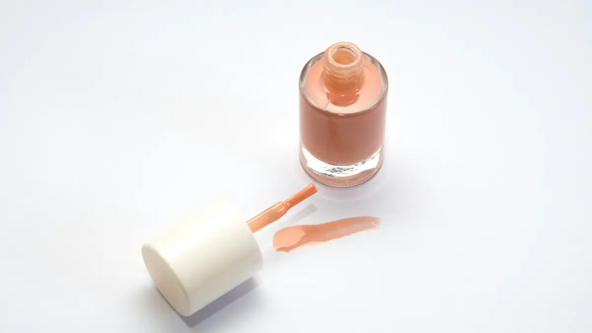 Invima bans over 130 semi-permanent nail polishes due to health risks