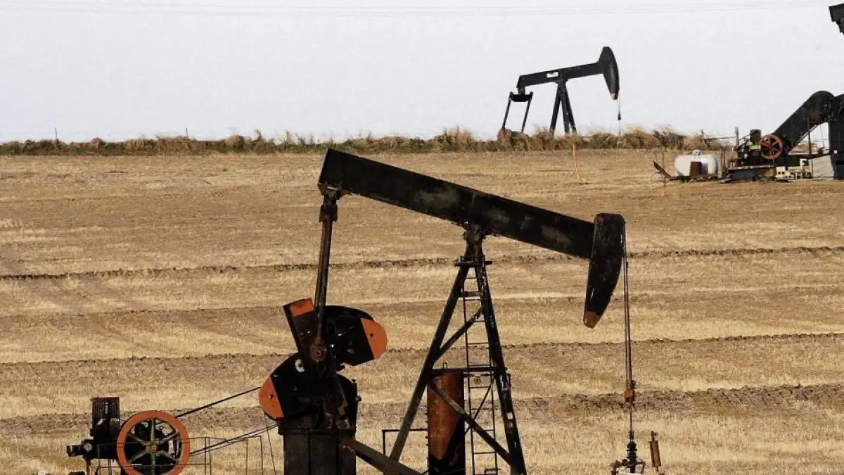 Trump announces the temporary lifting of oil sanctions amid the war with Iran: seeks to reduce prices
