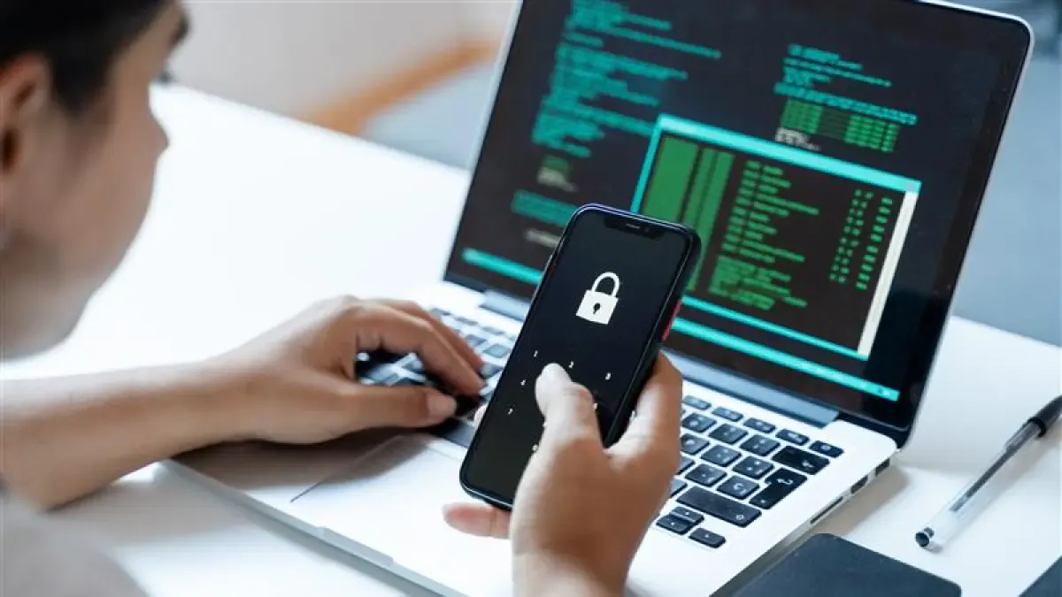 Semana Santa dispara estafas digitales en Colombia

En esta temporada aumenta la movilidad de viajeros y también crecen los intentos de fraude digital y telefónico.

Detalles