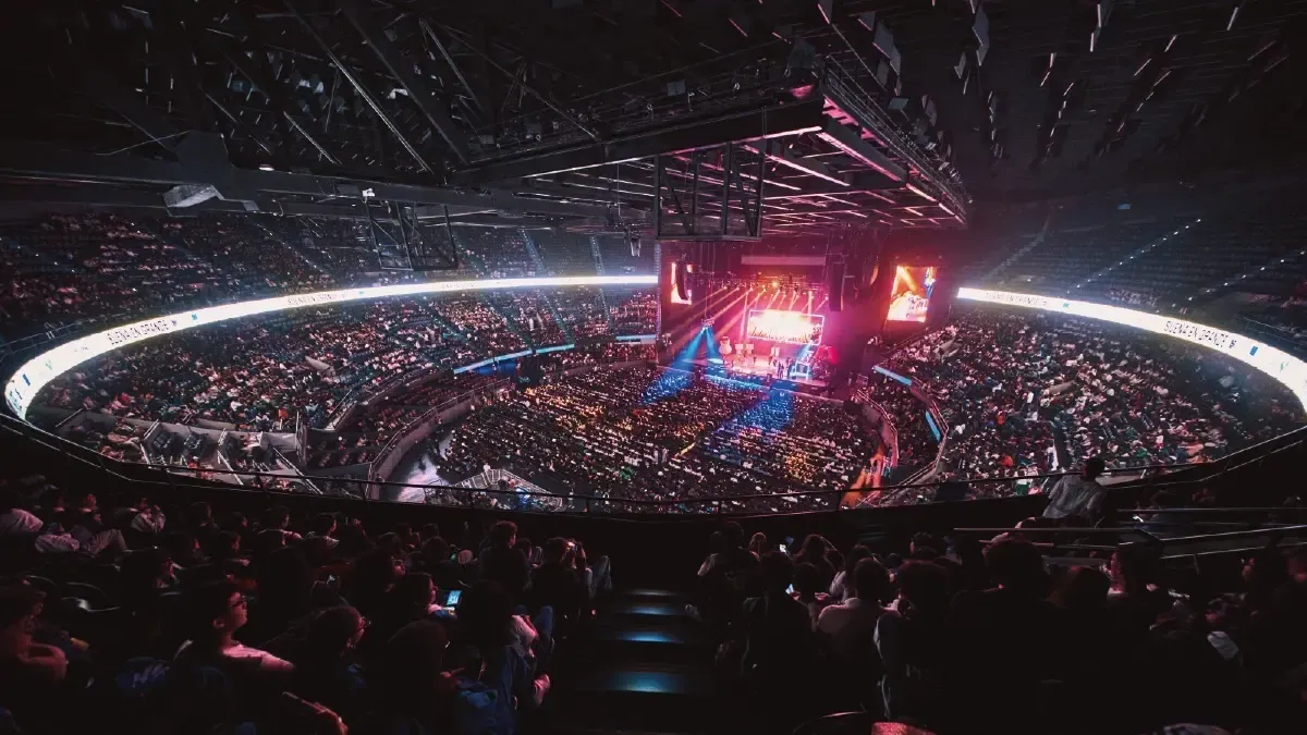 Evento conectará a más de 40.000 jóvenes con becas, empleos y mentorías en Medellín, Cali, Barranquilla y Bogotá. 

Biz Fest 2026 llegará a varias ciudades para fortalecer el acceso de los jóvenes a oportunidades de formación.

Detalles. ⬇