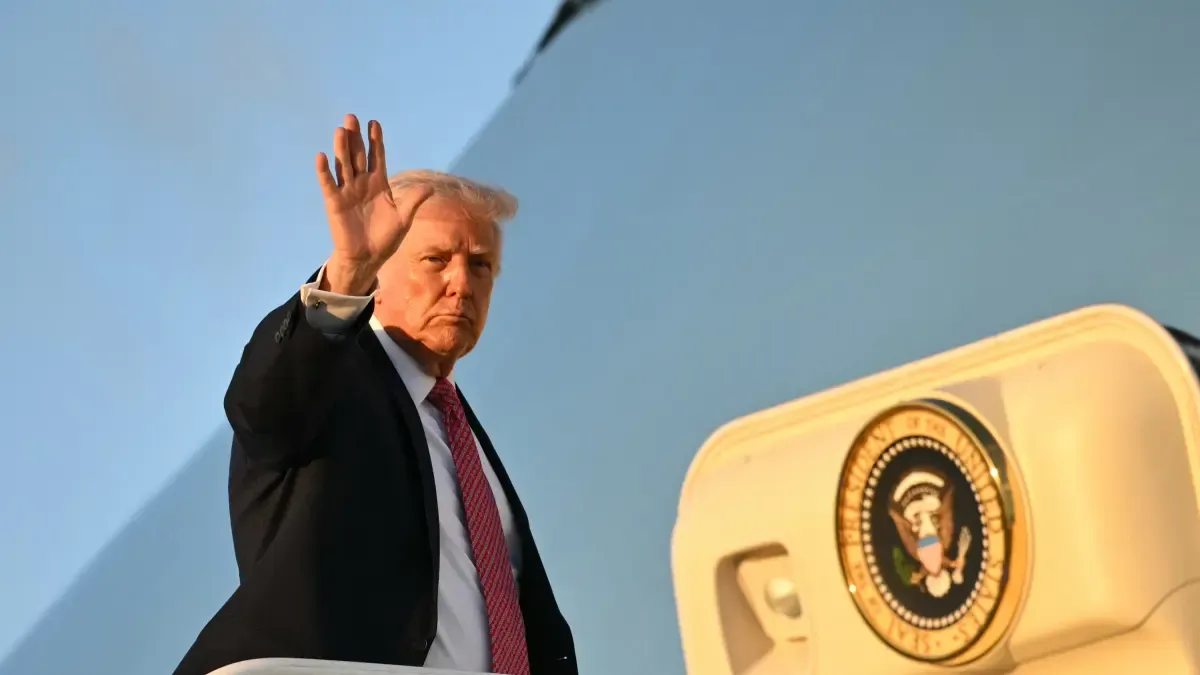 Middle East War: Trump Warns He Will Destroy Jark Island if No Agreement with Iran