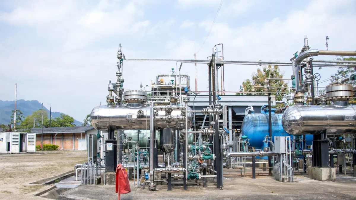 Recomendaciones a los candidatos: acelerar importaciones y 'fracking' para garantizar suministro de gas en Colombia

Analista (de @Uniandes) plantea medidas urgentes para asegurar el abastecimiento de gas, incluyendo importaciones, y fracking.

Detalles ⬇