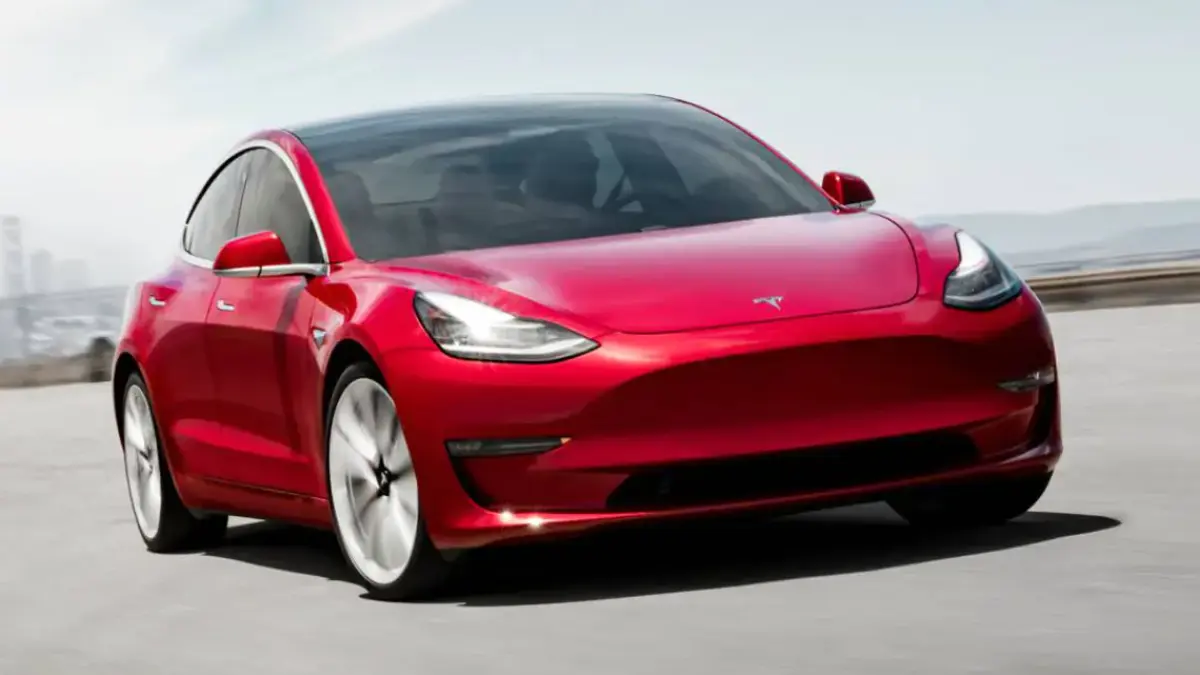 Los eléctricos siguen siendo apetecidos por el público: estas fueron las marcas de carros más vendidas en marzo

El primer trimestre del año acumuló 73.659 unidades, el mejor inicio para el sector desde 2012.

Detalles ⬇️