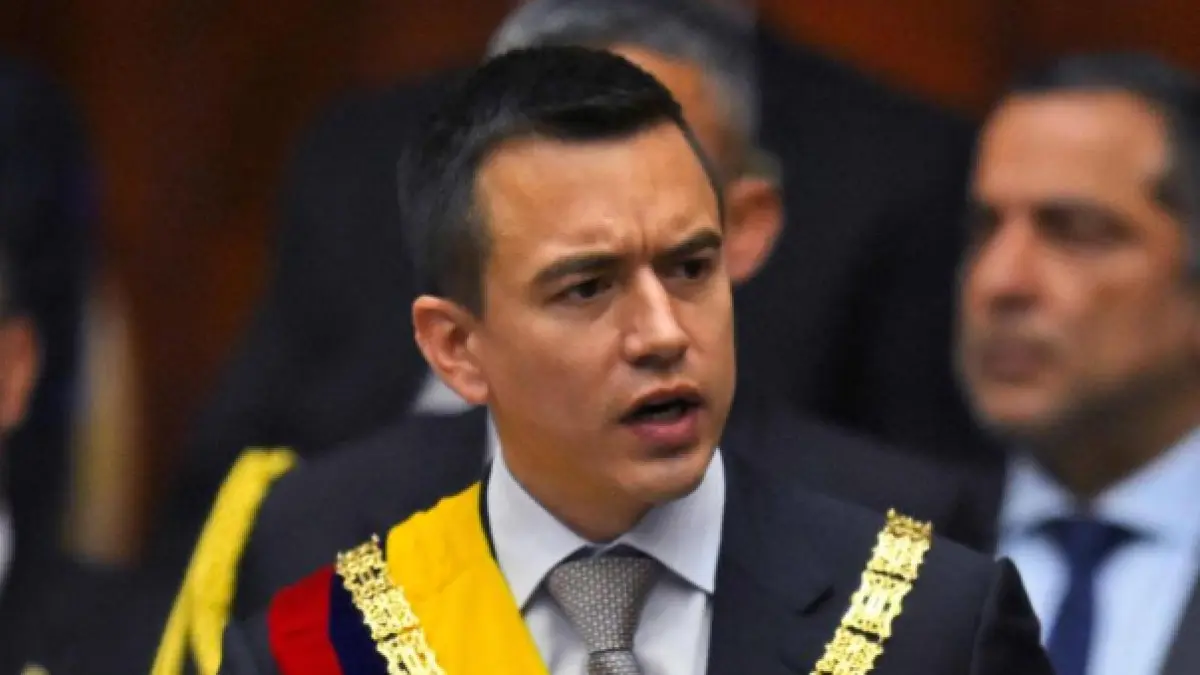 Ecuador baja arancel a productos colombianos: pasa del 100% al 75% en plena crisis

Esta rectificación arancelaria ocurre apenas tres días después de que entrara en vigor el gravamen máximo del 100 %

Detalles⬇️