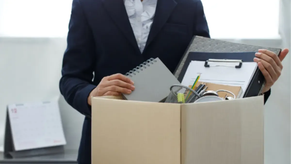 Severance Pay for Unjustified Dismissal in 2026: How to Calculate It Based on Salary, Contract, and Seniority