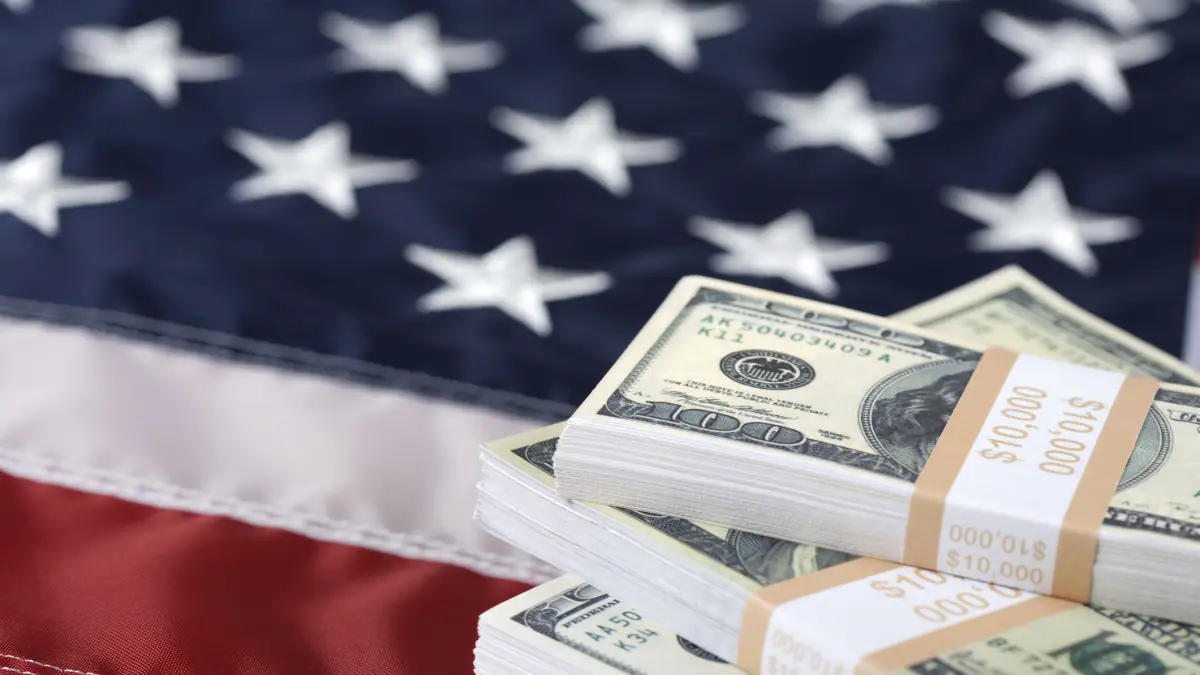 Economía de Estados Unidos creció 2% en el primer trimestre mientras inflación repuntó por energía

El consumo perdió fuerza y el aumento de los precios del combustible elevó la inflación anual en marzo.

Detalles ⬇️