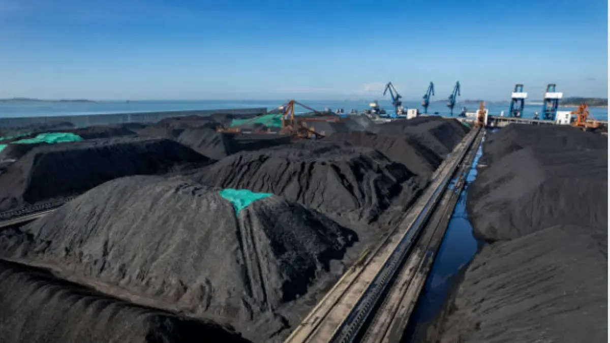 Workers warn of energy transition without labor guarantees in Colombian mining regions
