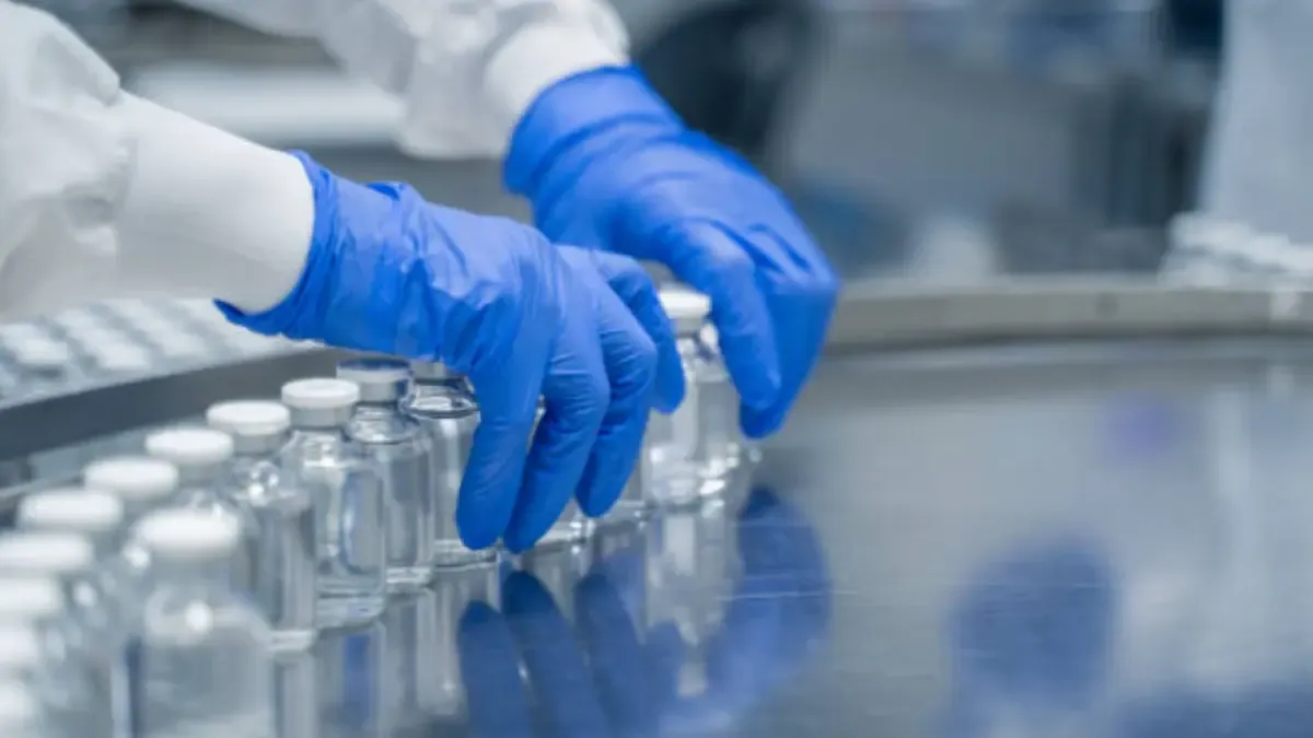 Ecuador buscará importar medicinas desde Colombia y otros países para abastecer hospitales