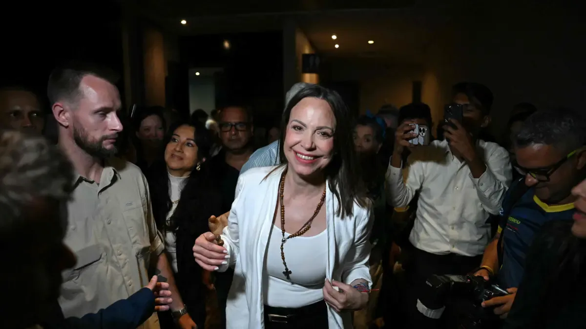 María Corina Machado dice que será candidata en unas elecciones “limpias y libres” en Venezuela