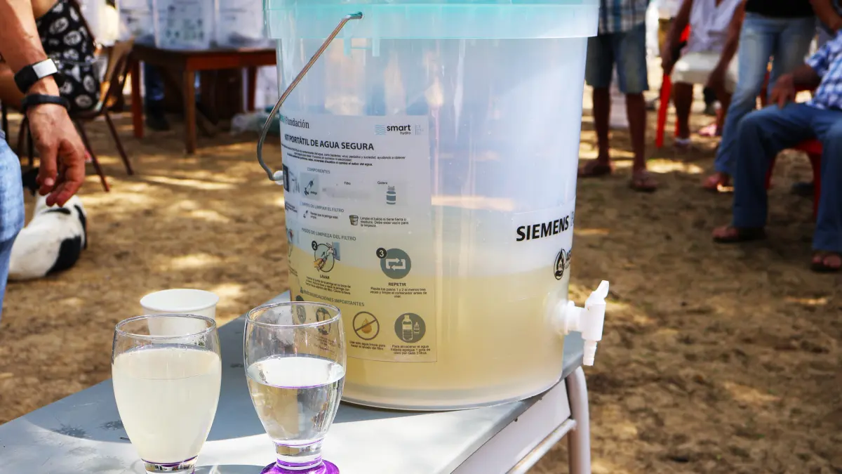 Cover image for Agua potable sin electricidad: la solución para las comunidades rurales de Córdoba tras la emergencia climática