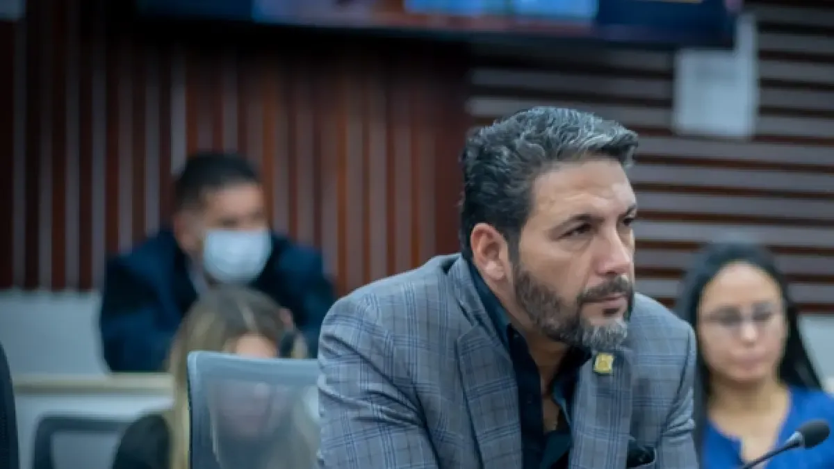 Agmeth Escaf (@agmethescaf) responsabiliza a Abela