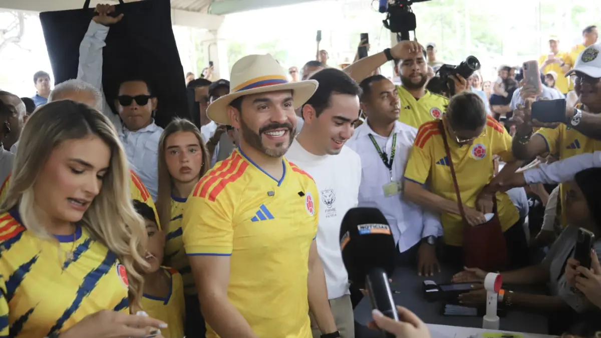 Abelardo De la Espriella votó en Barranquilla y se mostró confiado en la victoria durante la jornada electoral