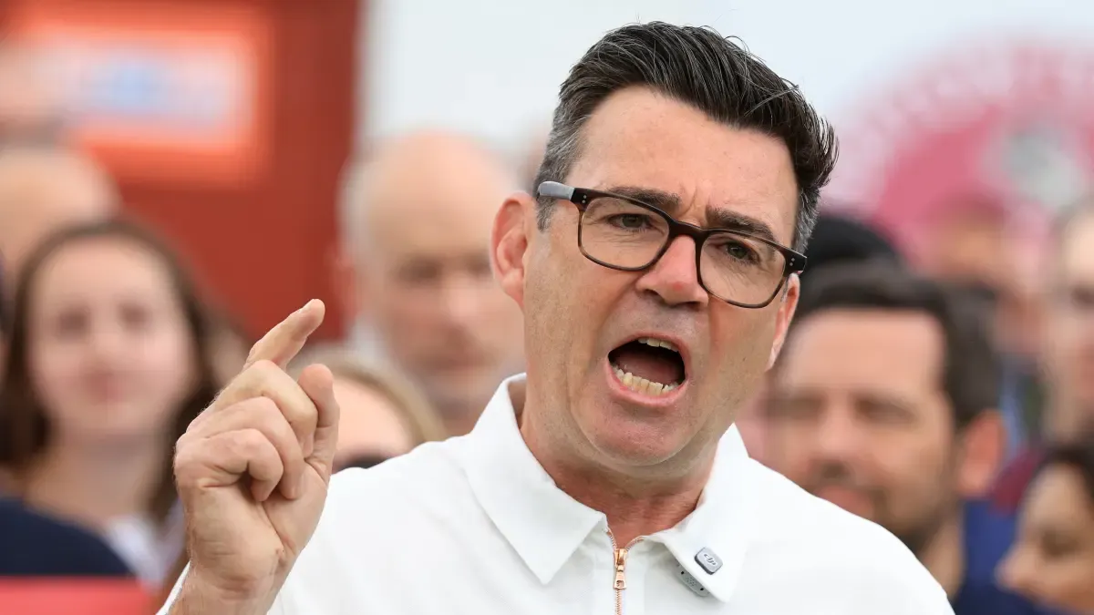 Andy Burnham se perfila como sucesor de Keir Starmer tras dimisión del primer ministro británico