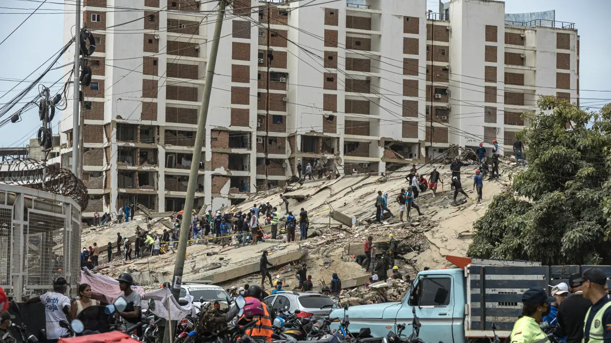 Colombia envía un tercer vuelo humanitario a Venezuela con ayuda y el retorno de 47 connacionales afectados