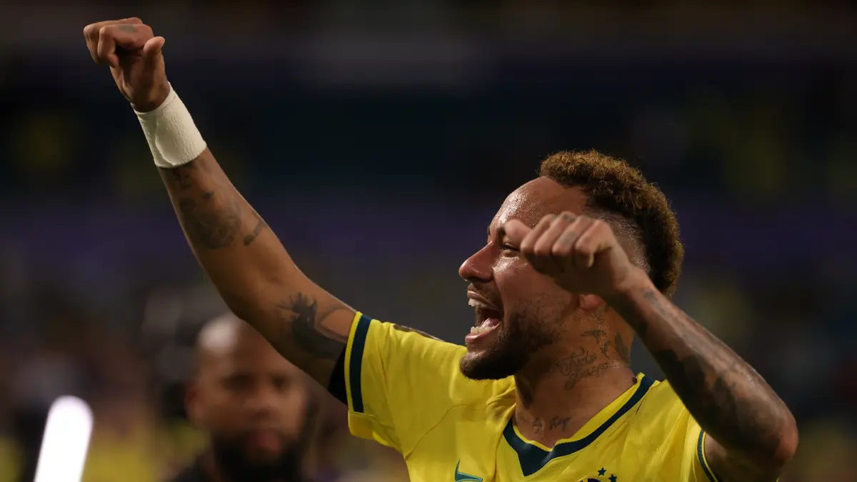 Brasil logra agónica clasificación a octavos del Mundial al vencer 2-1 a Japón