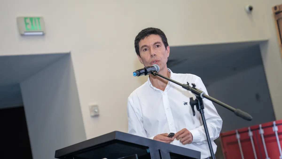Gobierno presenta presupuesto de 634,9 billones y anuncia recortes para estabilizar finanzas públicas