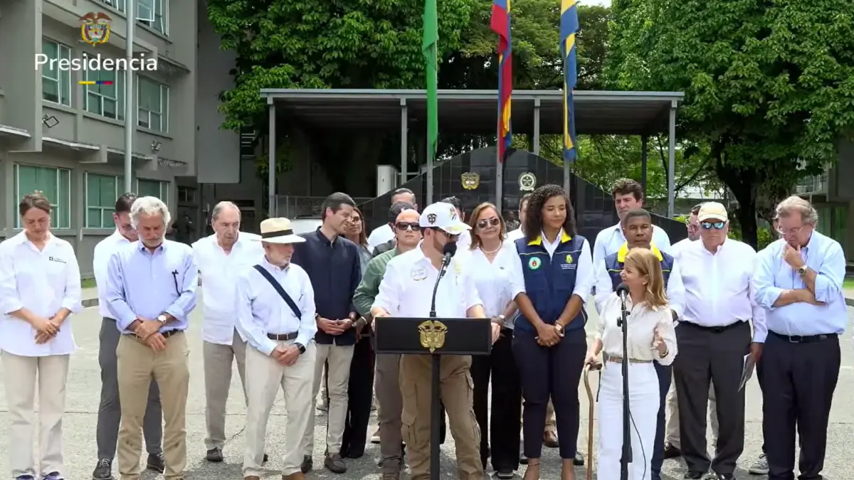 Paquet d'infrastructure : De La Espriella annonce 1 milliard de dollars pour cinq grandes routes et un aéroport dans le Chocó