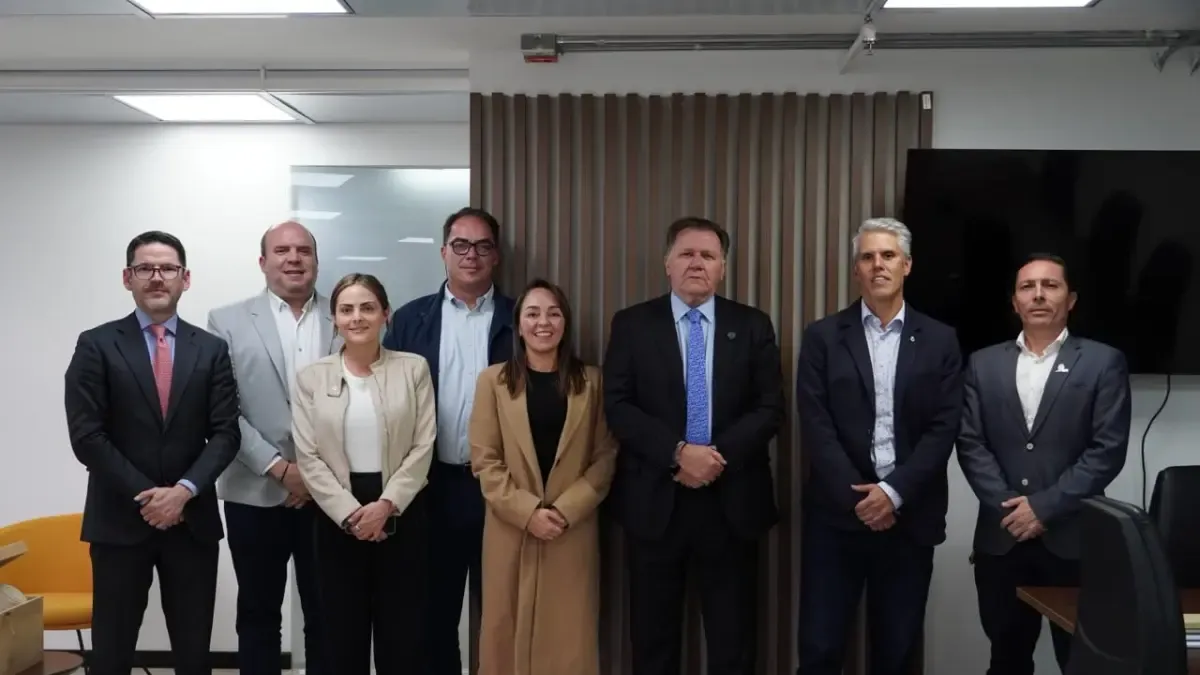 Minagricultura anuncia crédito y alivios para darle un ‘tanque de oxígeno’ al sector del aguacate hass colombiano