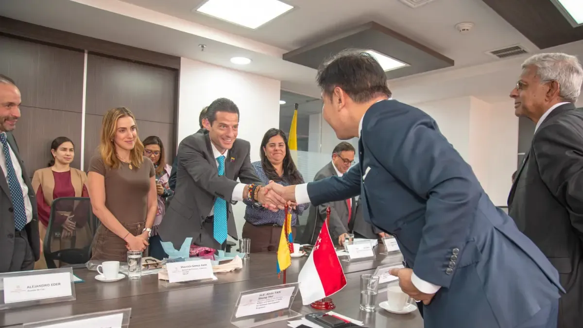 Nuevo giro de Colombia hacia Asia: Singapur aparece como socio clave para exportar, invertir y hacer negocios