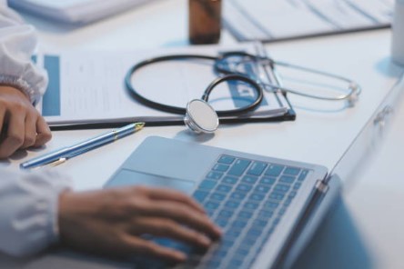 Sus alianzas institucionales y metodología están publicadas y disponibles para consulta ciudadana en su sitio web.