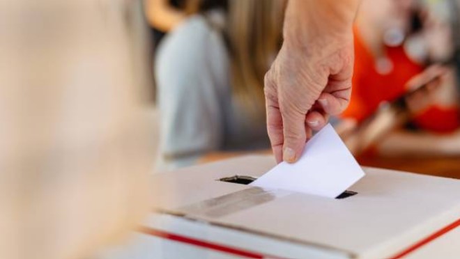Las autoridades electorales tienen un proceso para la selección de jurados.